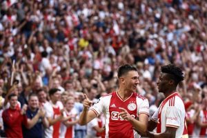 Ajax Amsterdam gulung Rangers empat gol tanpa balas