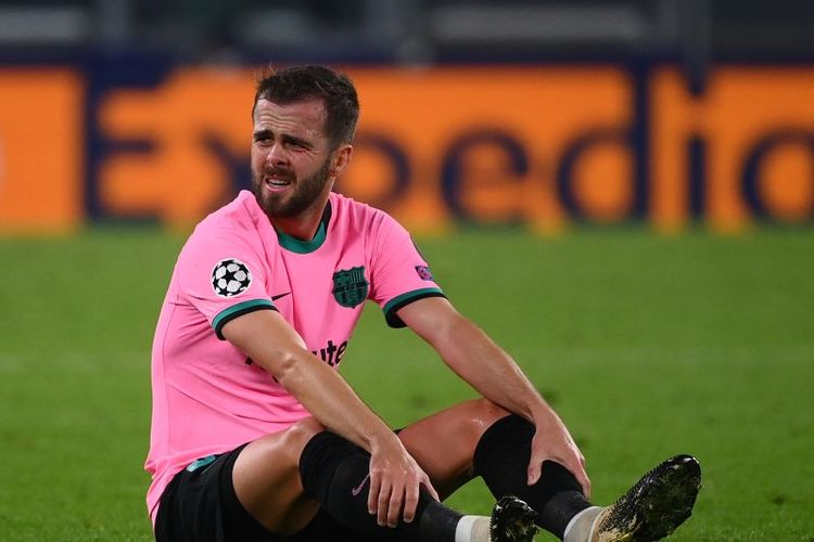 Miralem Pjanic resmi tinggalkan Barcelona untuk gabung klub UEA