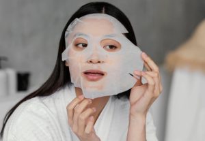 4 Kesalahan Saat Gunakan Sheet Mask