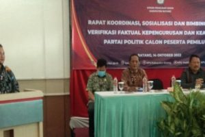KPU Batang memverifikasi faktual 22 dari 24 parpol yang Mendaftar