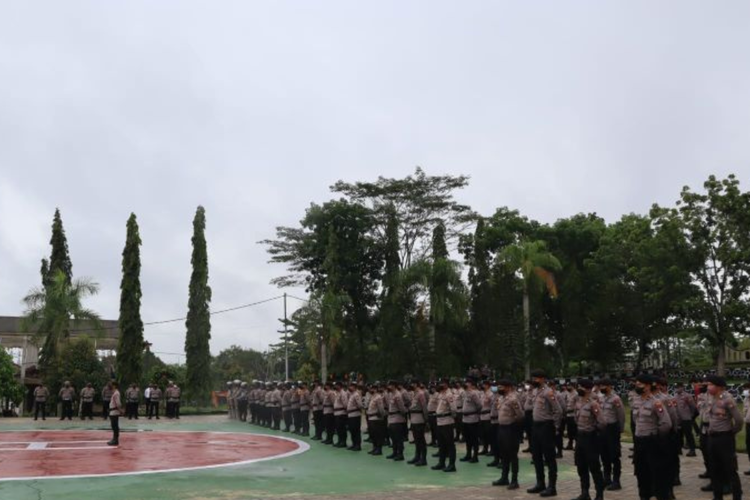 Polres Landak turunkan 318 personel pengamanan Pilkades Serentak 2022