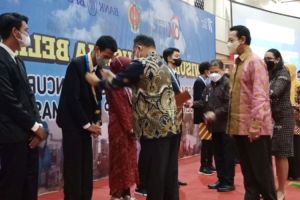 Sultan HB X mewisuda para wirausaha belia di DIY