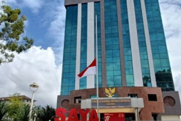 KJRI naikkan bendera setengah tiang kenang peristiwa G-30-S/PKI