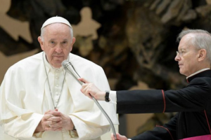 Paus Fransiskus: Konflik Rusia-Ukraina adalah “perang dunia”