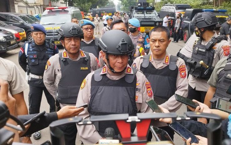 Pelaku membawa dua bom yang akan di ledakan polsek Astananyar