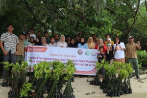 Coca-cola Europacific Partners Indonesia mengadakan pelatihan mangrove