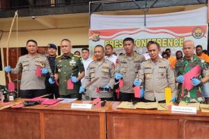 Wakapolda Papua: Pendemo bawa bom rakitan