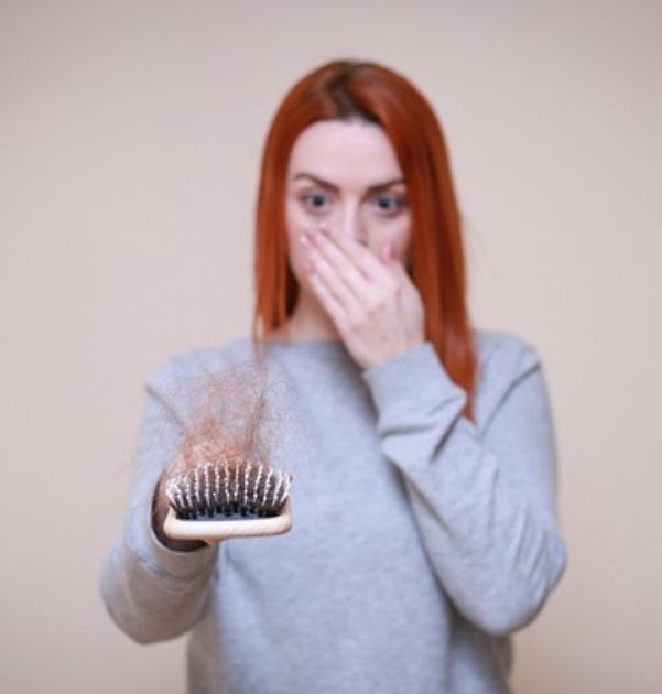 5 Ciri-ciri Rambut Anda Kurang fitamin dan Kering