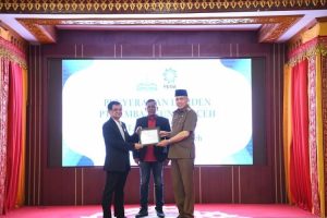 PT Pembangunan Aceh Serahkan Dividen Pada Pemerintah