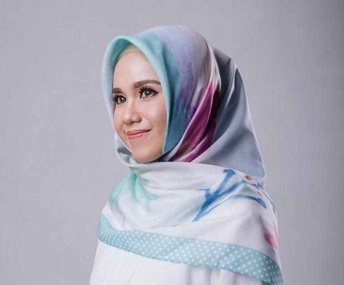 Cara Rawat Rambut Bagi Wanita Berhijab, Mulai Dari Keramas Hingga Mengeringkannya