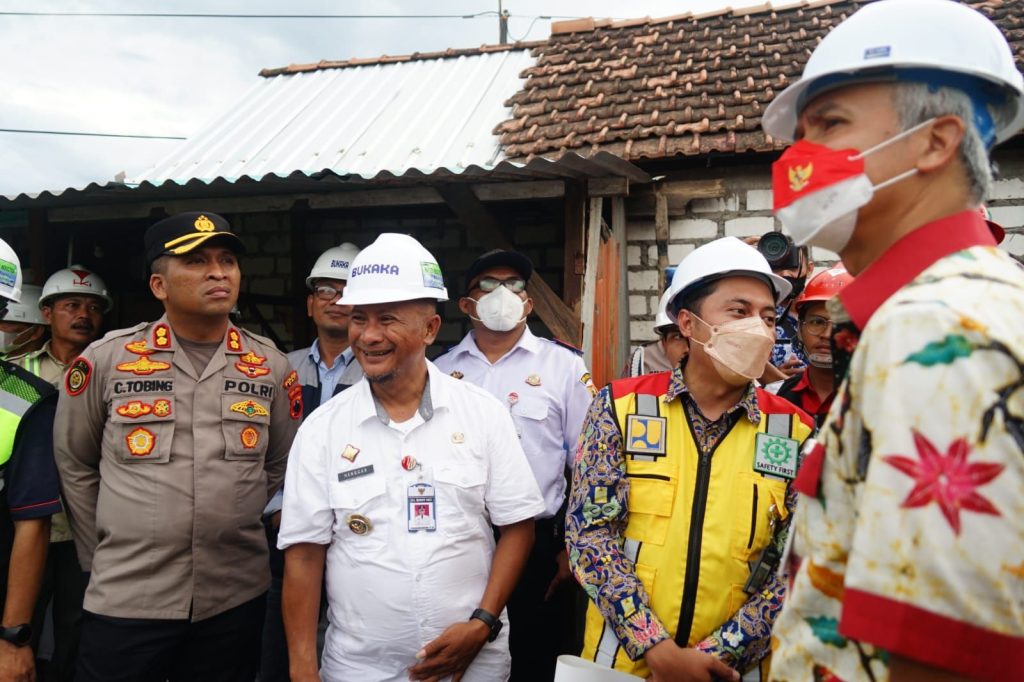 Ganjar Minta Dipercepat Pembangunan Jembatan Juwana