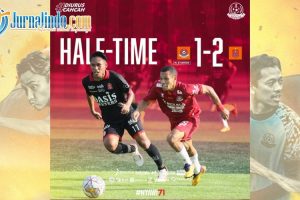 Persijap Unggul 2-1 dari Persipa di Babak Pertama