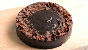 Cara Membuat Kue Tart Coklat Untuk Perayaan Ulang Tahun Orang Tersayang
