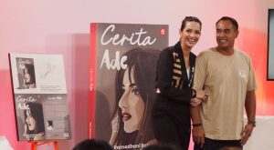 Novel “Cerita Ade” Resmi Diluncurkan Nia Ramadhani