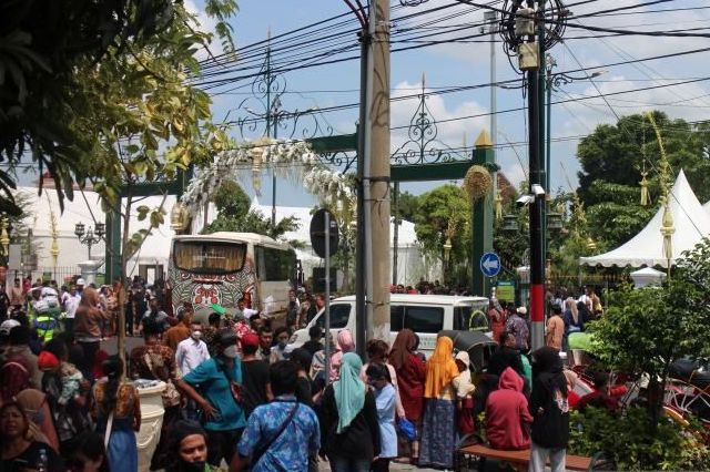 Ribuan Tamu undangan hadiri pernikahan sosok ini