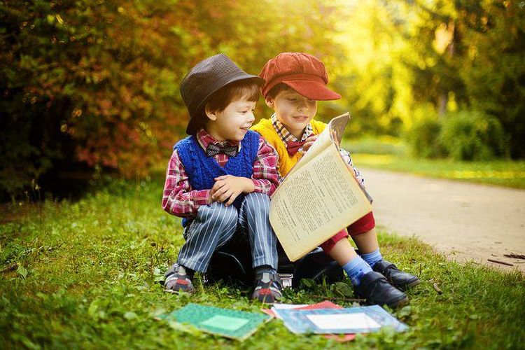 “Read Aloud”, Cara Seru untuk Tingkatkan Minat Baca Anak