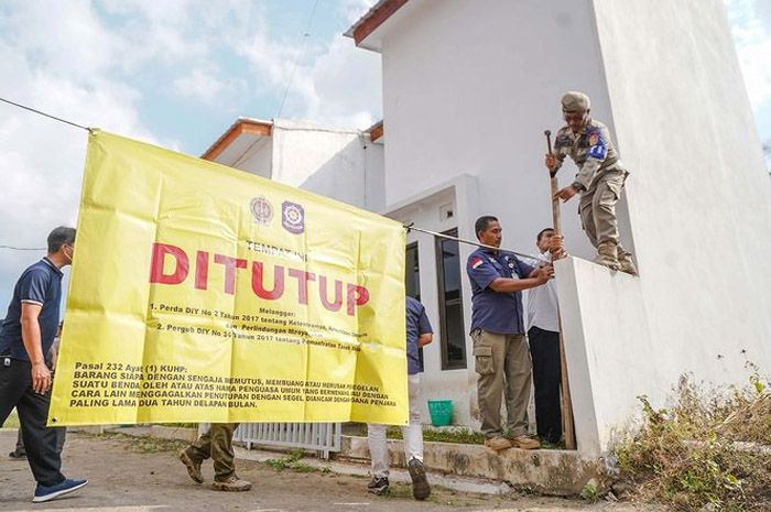 Satpol PP Yogyakarta Kembali Lakukan Penyegelan Bangunan Tanpa Izin di Sleman