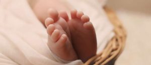Viral Bayi diberi Kopi Ibunya, Inilah Bahaya Memberikan Kopi pada Kesehatan Bayi