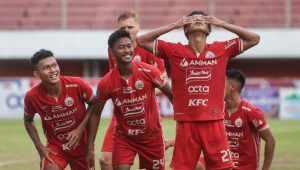 Gol pamungkas Persebaya menyelamtakan kekalahanya dari Persija Jakarta