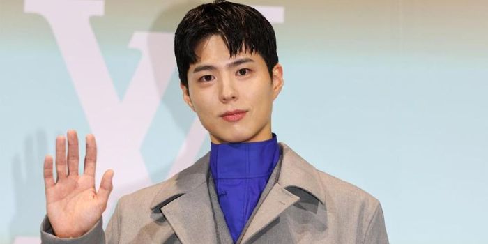 Park Bo Gum Tanda Tangani Kontrak dan Resmi Bergabung di Agensi THEBLACKLABEL