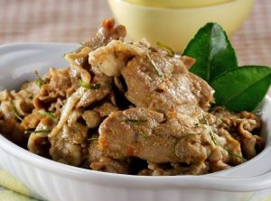 Cara Membuat Rendang Daging Daun Jeruk yang Rasanya Nikmat dan Segar