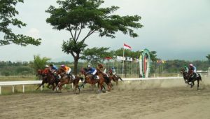 Kejurnas Pacu Kuda Kontingen Sulawesi Utara rebut Piala Presiden