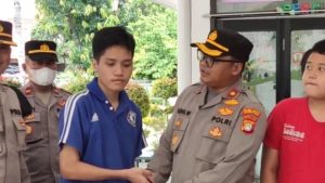 Polisi salurkan bantuan untuk korban banjir di Bidaracina