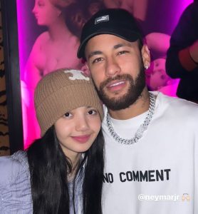 Buat Warganet Heboh, Lisa BLACKPINK Bagikan Foto dengan Neymar