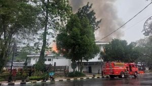 Balai Kota Bandung Terbakar begini kronologinya