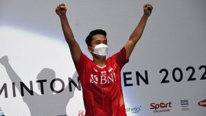 Ginting persembahkan gelar juaranya di Hylo Open 2022  untuk IBU