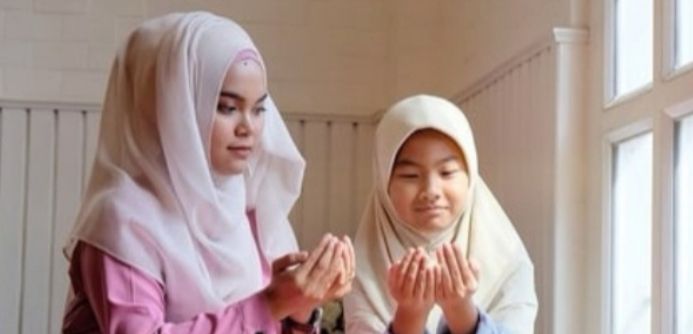Urgensi Menghormati Orang Tua