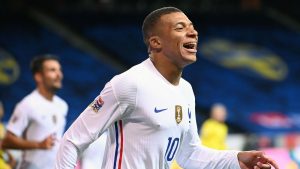 Kylian Mbape jadi Idaman pertandingan berkat dua gol yang bersarang di Denmark