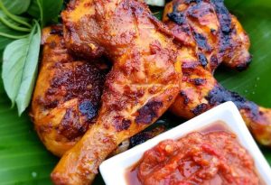 Bikin Boros Nasi, Ini Dia Tips Buat Ayam Ungkep Kecap