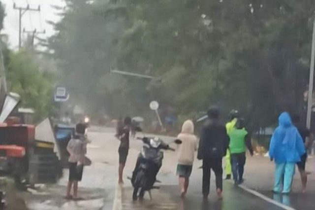 Tidak ada korban jiwa akibat banjir di tiga kabupaten Sulbar