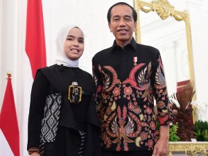 Putri Ariani Bertemu dengan Presiden Jokowi di Istana Merdeka, Perlihatkan Golden Buzzer