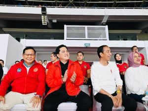 Sinyal Kuat Jokowi Duetkan Prabowo-Erick Thohir terlihat saat Nobar Timnas melawan Argentina