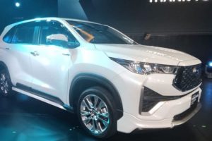 Harga Rp458 juta, Toyota Innova Zenix Hybrid rilis global di Indonesia
