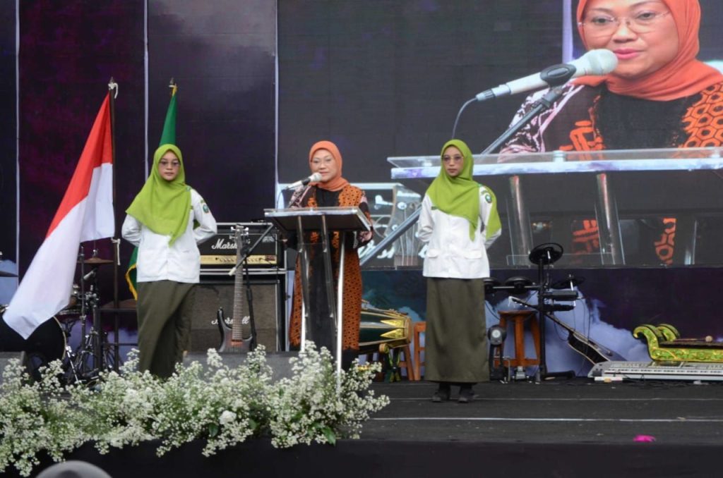 Menuju Indonesia Emas 2045, Menaker RI Paparkan Peluang yang Bisa Diambil Pemuda