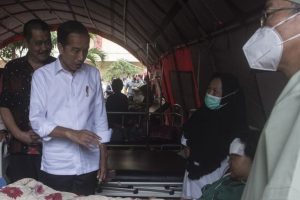 Berbahaya, BMKG minta warga tak bangun tenda pengungsian di bantaran sungai