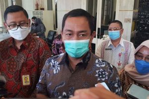 Jokowi Melantik Walikota Semarang Hendar Prihadi sebagai kepala LKPP