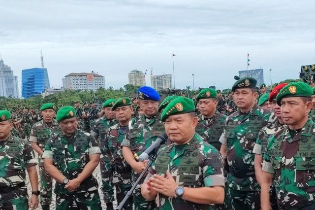 Kasad mengimbau kepada prajurit TNI AD agar waspada terhadap kelompok radikal