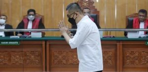 Teriakan AKBP Dody Prawiranegara di Ruang Sidang