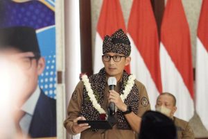 Sandiaga Dorong Penggunaan Teknologi di Sektor Pariwisata