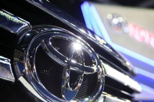 Toyota pimpin pasar otomotif nasional dengan penjualan sekian ribu unit, Cek Faktanya