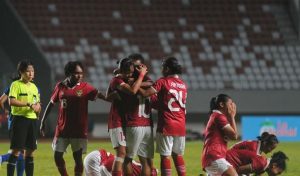 Timnas putri Indonesia kalahkan Singapura 2-1 pada laga FIFA