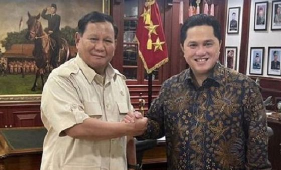 Menteri Badan Usaha Milik Negara (BUMN) Erick Thohir mengungkapkan apresiasinya terhadap Presiden Joko Widodo (Jokowi) dan Menteri Pertahanan serta calon presiden (Sumber foto : Merdeka.com)