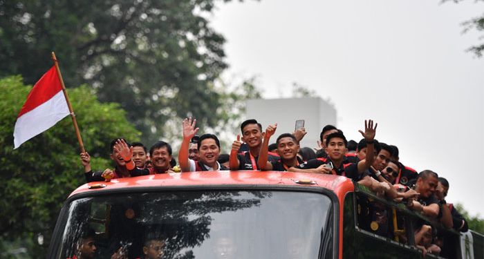 Kemeriahan Pawai Timnas Indonesia