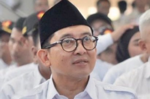 Viral Potret Fadli Zon yang Mucul dengan Badan Kurus