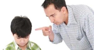 8 Alasan Mengapa Kata-Kata Kasar Tidak Boleh Diucapkan pada Anak