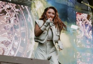 Siti Badriah Kembali Menyanyi Usai Jalani Operasi Pengangkatan Tumor Getah Bening, Ini Kata Sang Suami